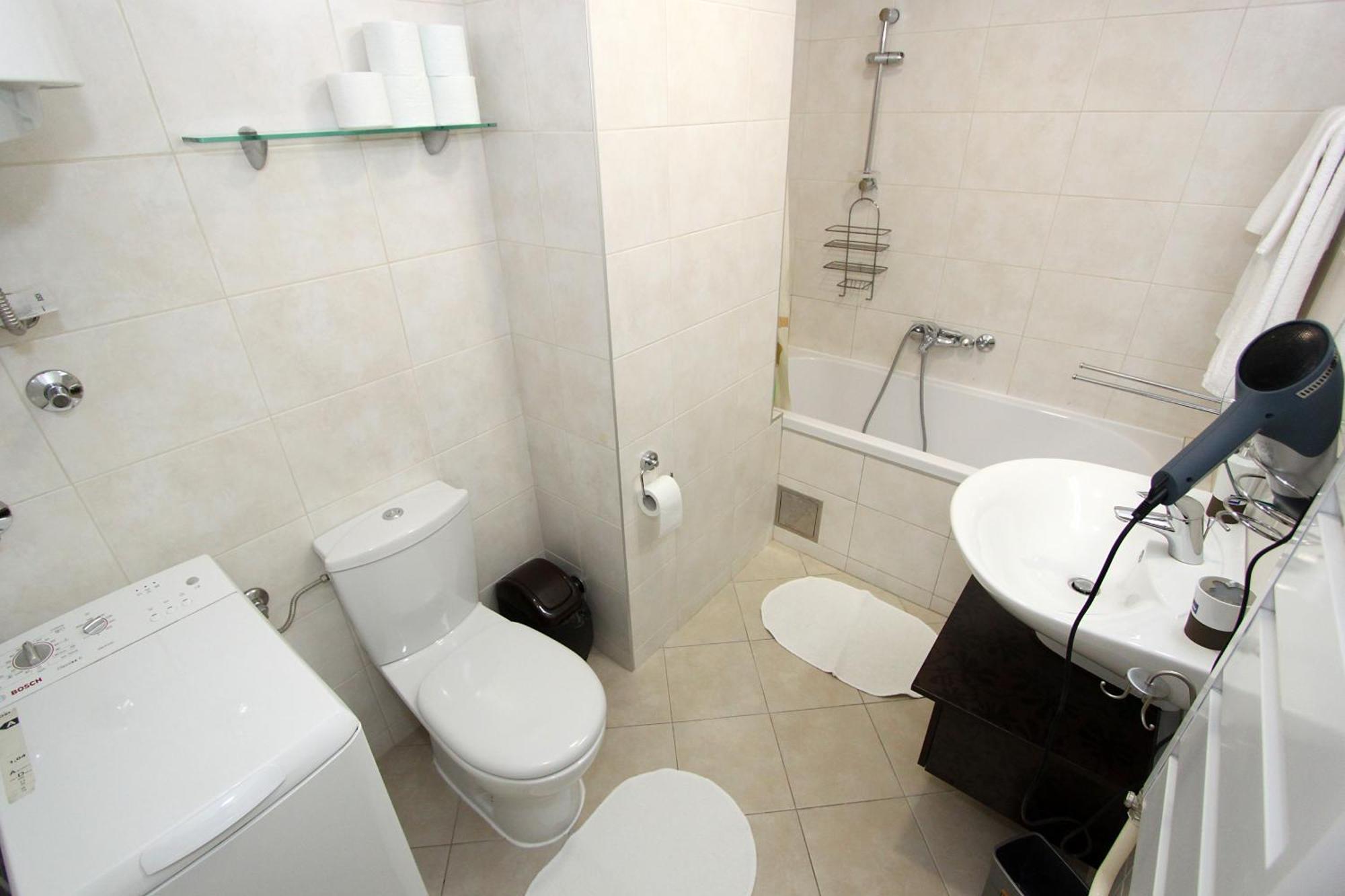New Belgrade Apartments, Parking 5 Eur Per Day Exterior photo